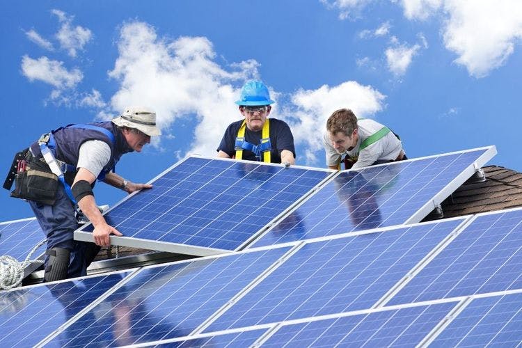 solar panel installation companies in the UK.jpg
